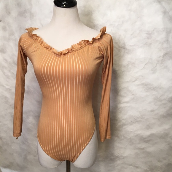 Pretty Little Thing Jumpsuit/ Leotard - Picture 2 of 8